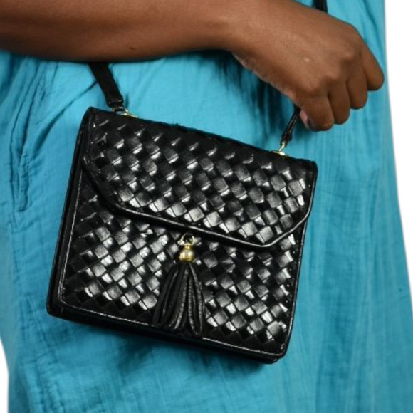 Vintage Talbot Woven Tassel Bag Black Leather Crossbody Mini Box Square Envelope - Picture 1 of 15